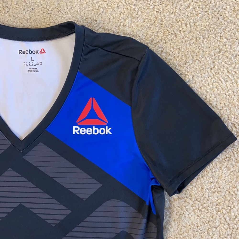Ronda Rousy UFC Reebok V-Neck Jersey - Picture 2 of 4